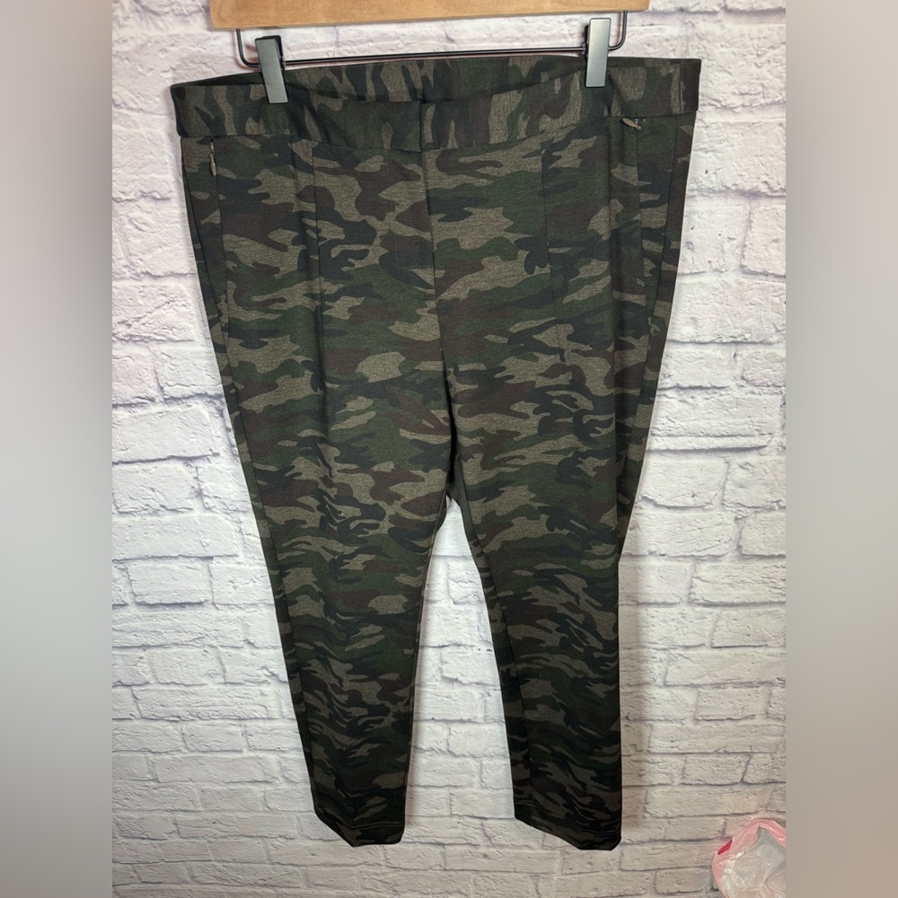 Soft Surroundings Willow Camo‎ Print Pants women’s size 14P